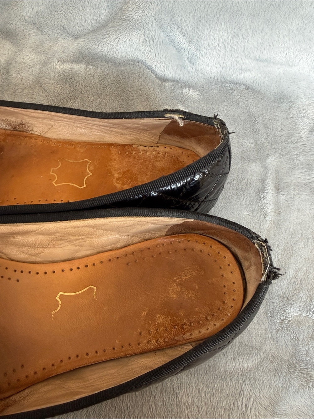CHANEL Black Leather Ballet Flats - Picture 5 of 5